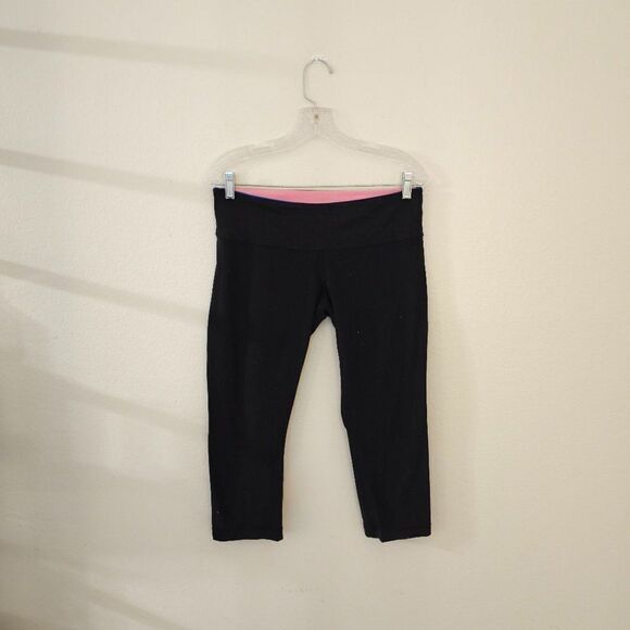 Lululemon Cropped Leggings Sz 8 - Picture 1 of 3